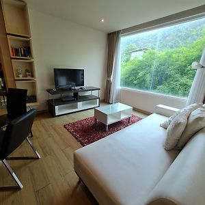 One-Bedroom King Suite